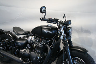 TRIUMPH BONNEVILLE BOBBER BLACK