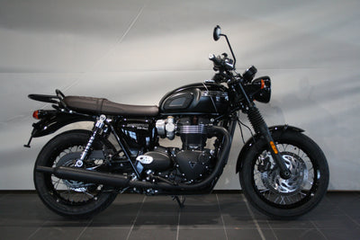 TRIUMPH BONNEVILLE T120 BLACK