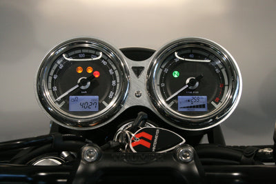 TRIUMPH BONNEVILLE T120 BLACK