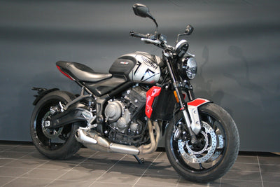 TRIUMPH TRIDENT 660