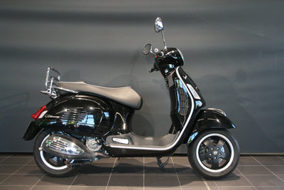 VESPA GTS SUPER 300