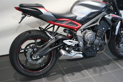 TRIUMPH STREET TRIPLE R LOW