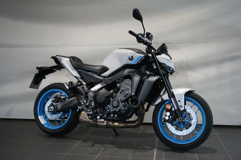 YAMAHA MT 09