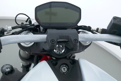 DUCATI MONSTER 821