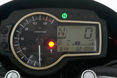 SUZUKI GSR 750