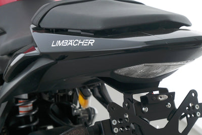 SUZUKI GSR 750