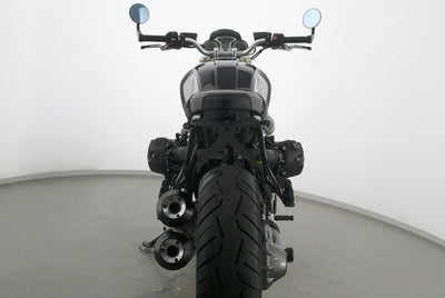 BMW R NINE T