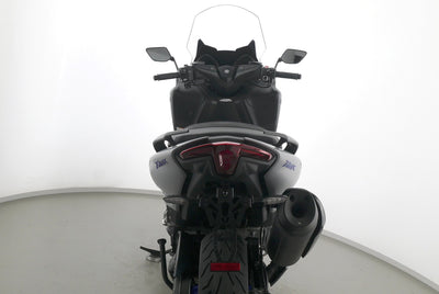 YAMAHA TMAX 560