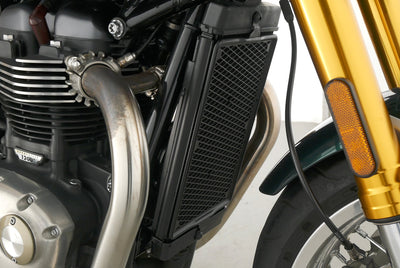 TRIUMPH THRUXTON R