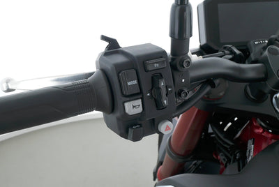 HONDA CB 750 HORNET