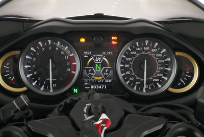 SUZUKI GSX 1300 RR HAYABUSA