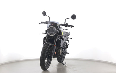 HUSQVARNA SVARTPILEN 125