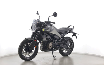 HUSQVARNA SVARTPILEN 125
