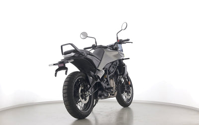 HUSQVARNA SVARTPILEN 125