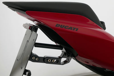 DUCATI STREETFIGHTER V4