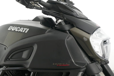 DUCATI DIAVEL CARBON