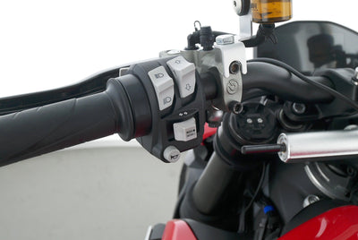 DUCATI STREETFIGHTER V2