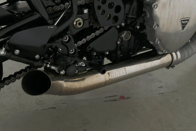 TRIUMPH THRUXTON 900