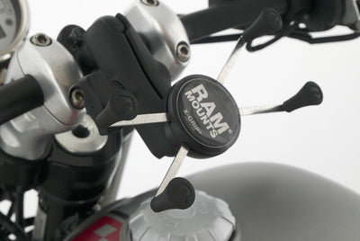 MOTO GUZZI V9 BOBBER