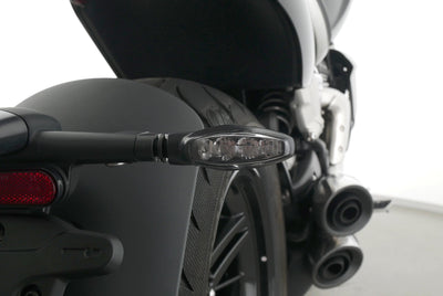 TRIUMPH ROCKET 3 R