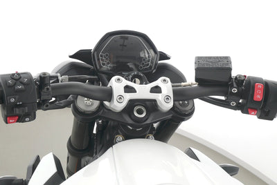 TRIUMPH STREET TRIPLE 765 R