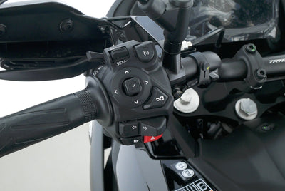 YAMAHA TRACER 7