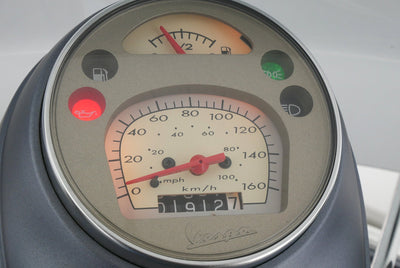 VESPA GTS 300 SEI GIORNI II EDITION