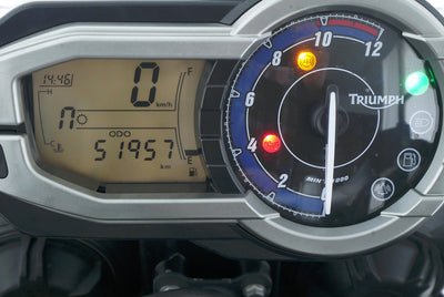 TRIUMPH TIGER 800