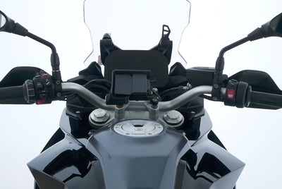 BMW F 900 XR TRIPLE BLACK