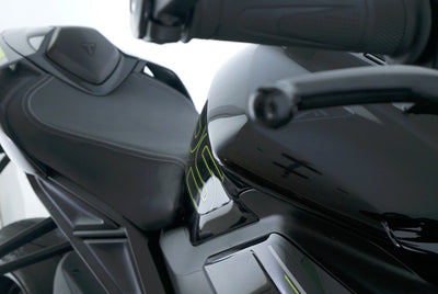 TRIUMPH STREET TRIPLE 765 RS