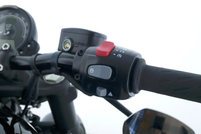 TRIUMPH BONNEVILLE BOBBER