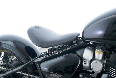 TRIUMPH BONNEVILLE BOBBER