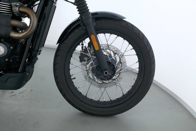 TRIUMPH STREET SCRAMBLER 900