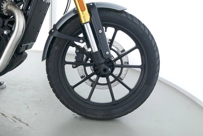TRIUMPH SCRAMBLER 400 X