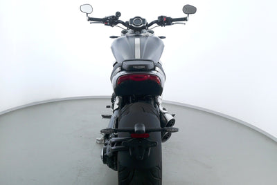 TRIUMPH ROCKET 3 R