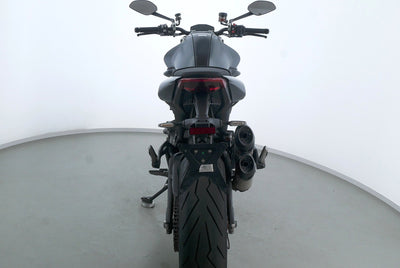 DUCATI MONSTER 937