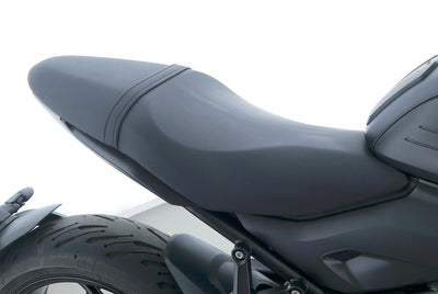 TRIUMPH TRIDENT 660