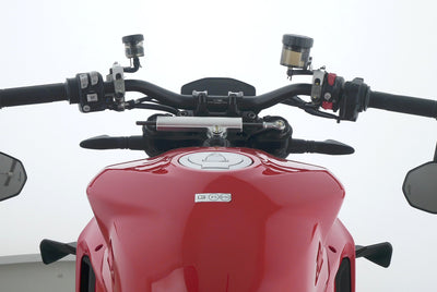 DUCATI STREETFIGHTER V2