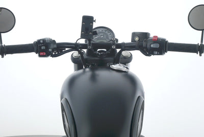 TRIUMPH BONNEVILLE BOBBER  BLACK