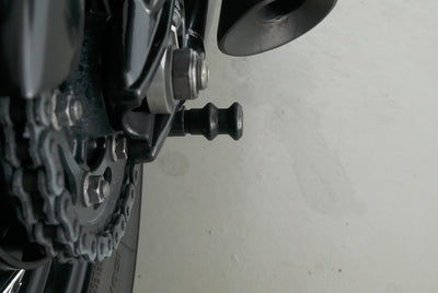 TRIUMPH BONNEVILLE BOBBER  BLACK