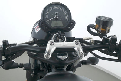 TRIUMPH SPEED TWIN 900