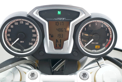 BMW R NINE T
