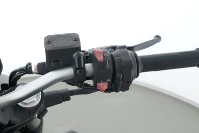 DUCATI MONSTER 821