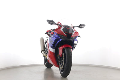 HONDA CBR 1000 RR R FIREBLADE