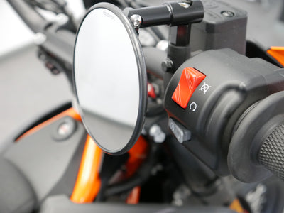 KTM 690 SMC R AKRAPOVIC EDITION