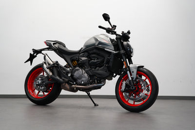 DUCATI MONSTER