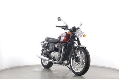 TRIUMPH BONNEVILLE T120 ELVIS PRESLEY EDITION