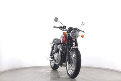 TRIUMPH BONNEVILLE T120 ELVIS PRESLEY EDITION