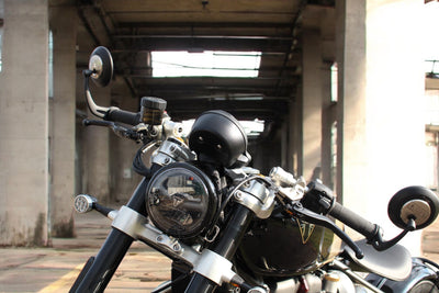 TRIUMPH BONNEVILLE BOBBER TFC