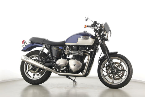 TRIUMPH BONNEVILLE SE